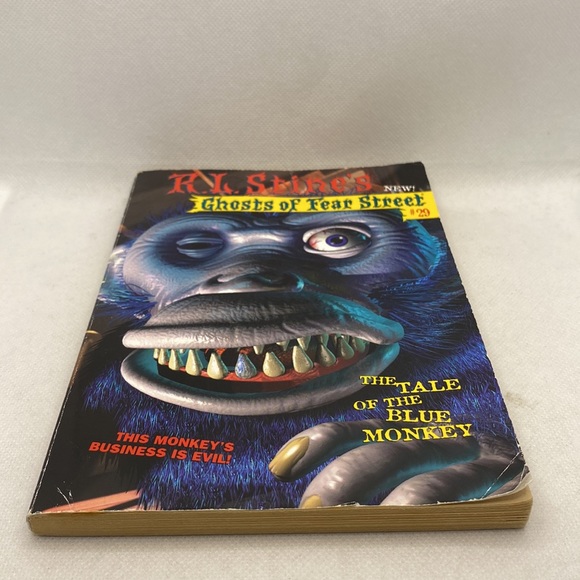 R.L. Stine’s Ghosts of Fear Street #29 The Tale of The Blue Monkey 1998 Horror - Picture 11 of 12